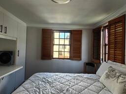 1 Bedroom 1 bathroom Apartment to rent in Gardens