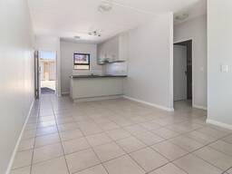 2 Bedroom Apartment / Flat to Rent in Paarl North