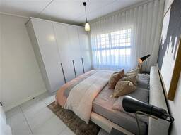 2 Bedroom 2 bathroom Apartment to rent in Kuilsriver