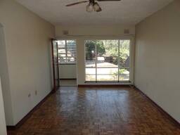 2 Bedroom Apartment to Rent in Ashley