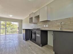 2 Bedroom Apartment to Rent in Westering