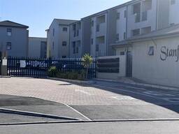 2 Bedroom Ground Floor Apartment in Parklands