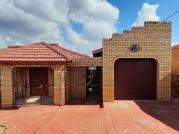 Big and spacious home for rental in Atteridgeville